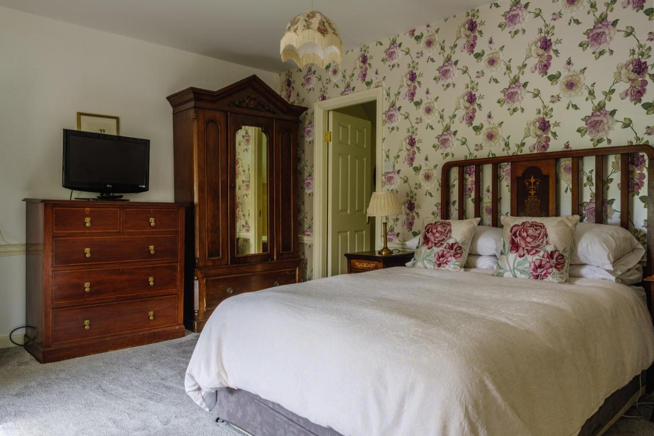 Brooklawn House Bed And Breakfast Mohill Bagian luar foto