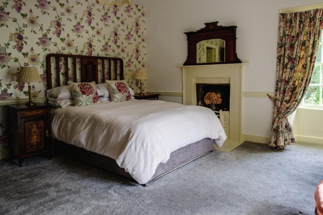 Brooklawn House Bed And Breakfast Mohill Bagian luar foto